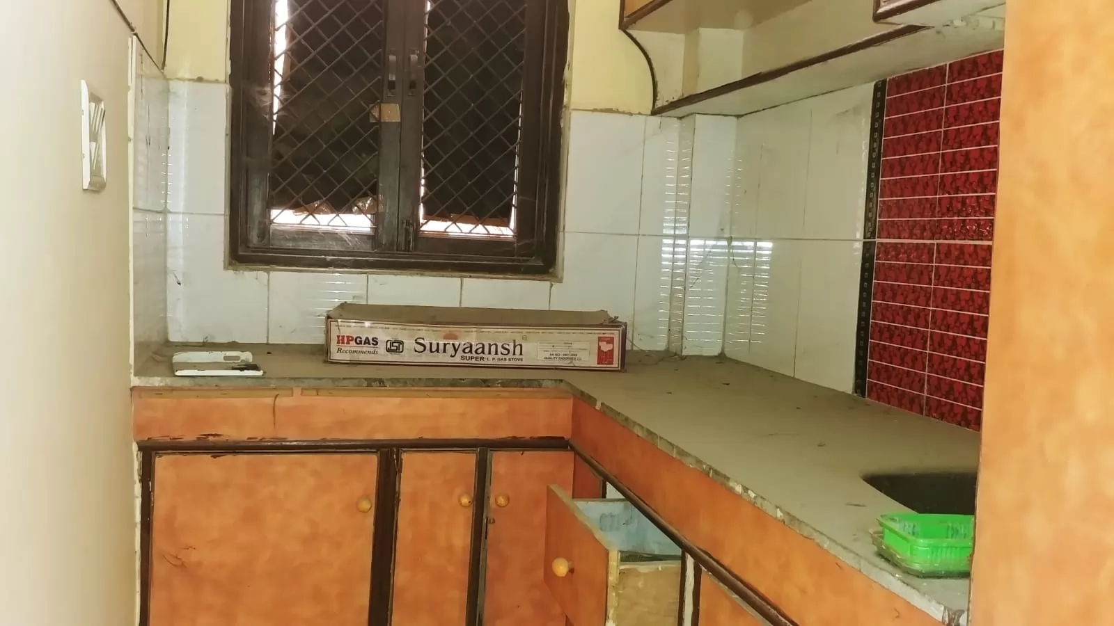 Builder Floor 