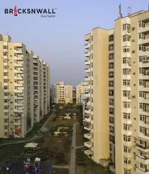 Best society in Noida Extension