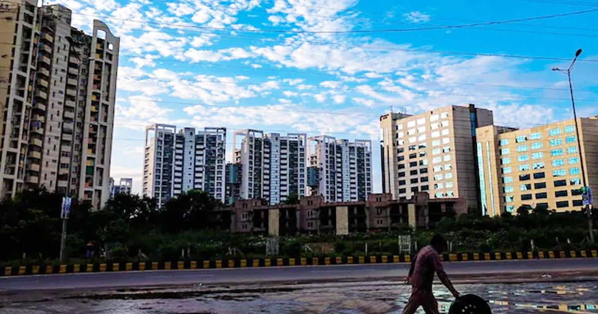 Gurugram seeks circle rate hike; real estate professionals warn of damage on property sales and call for infrastructure enhancements